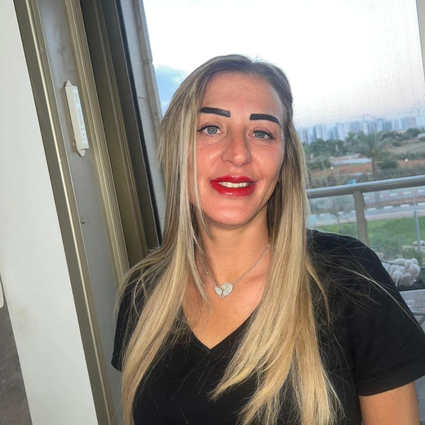 ימית קדוש 